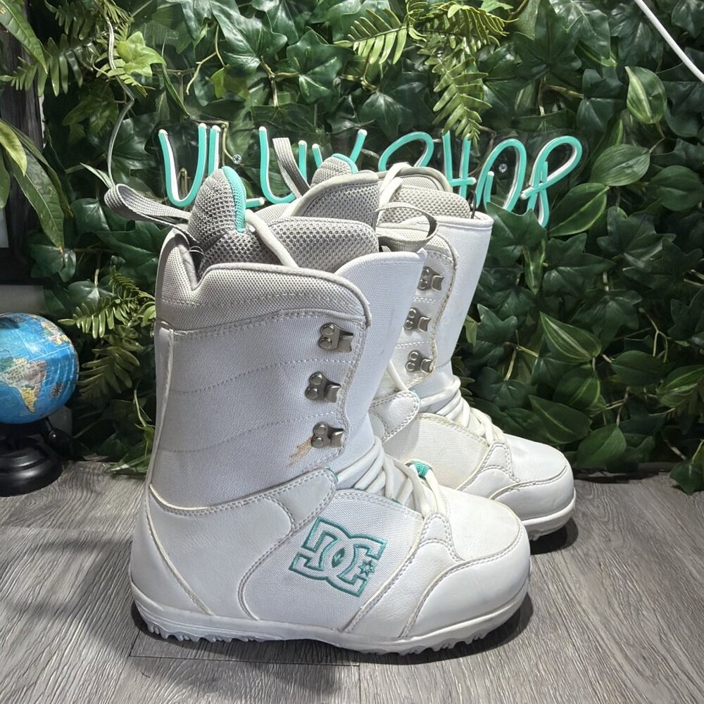 DC Phase 2012 Women Snowboard Boots Size 9.5 White  Blue Winter